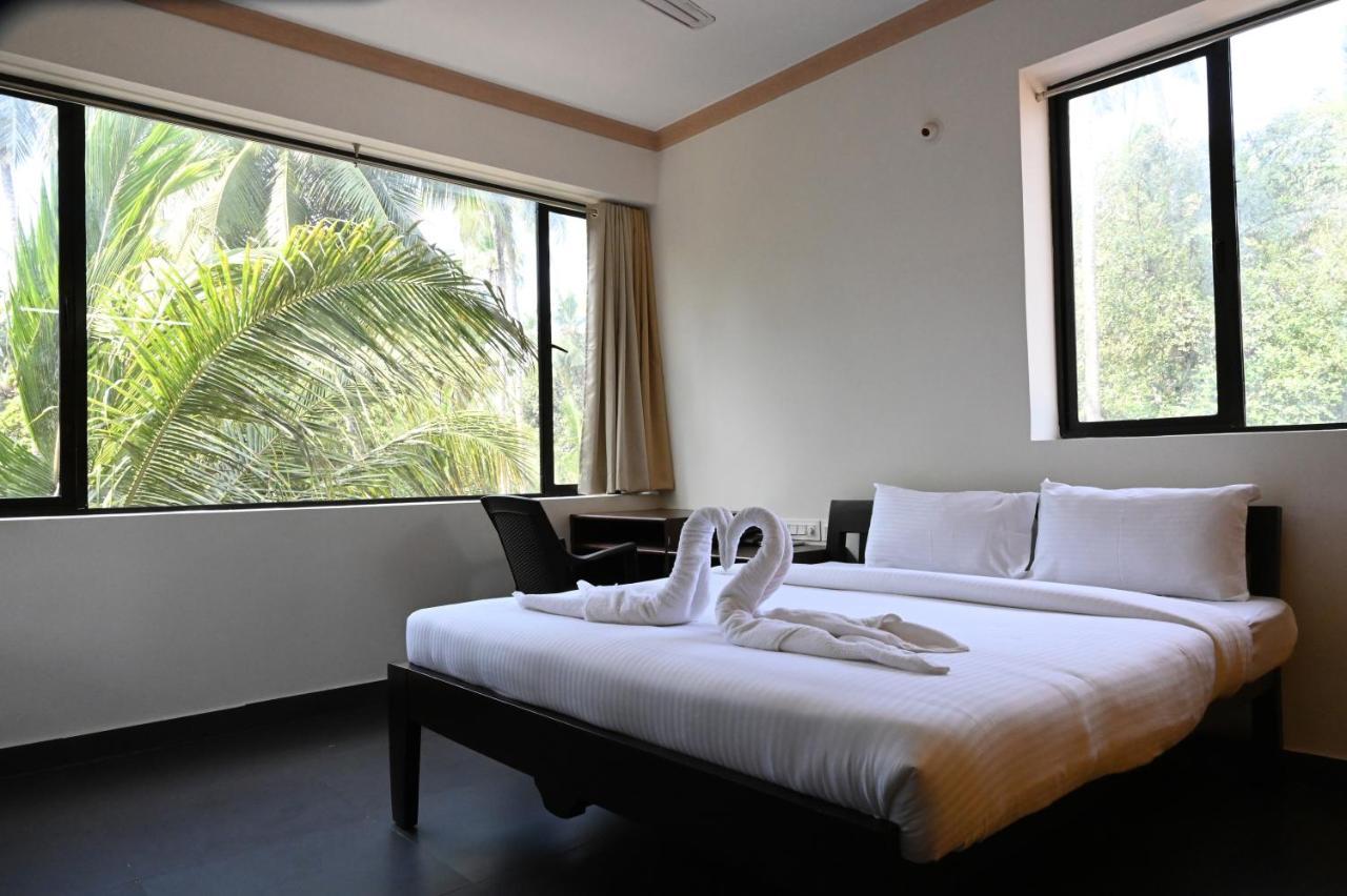 Resort De Goa Calangute Esterno foto